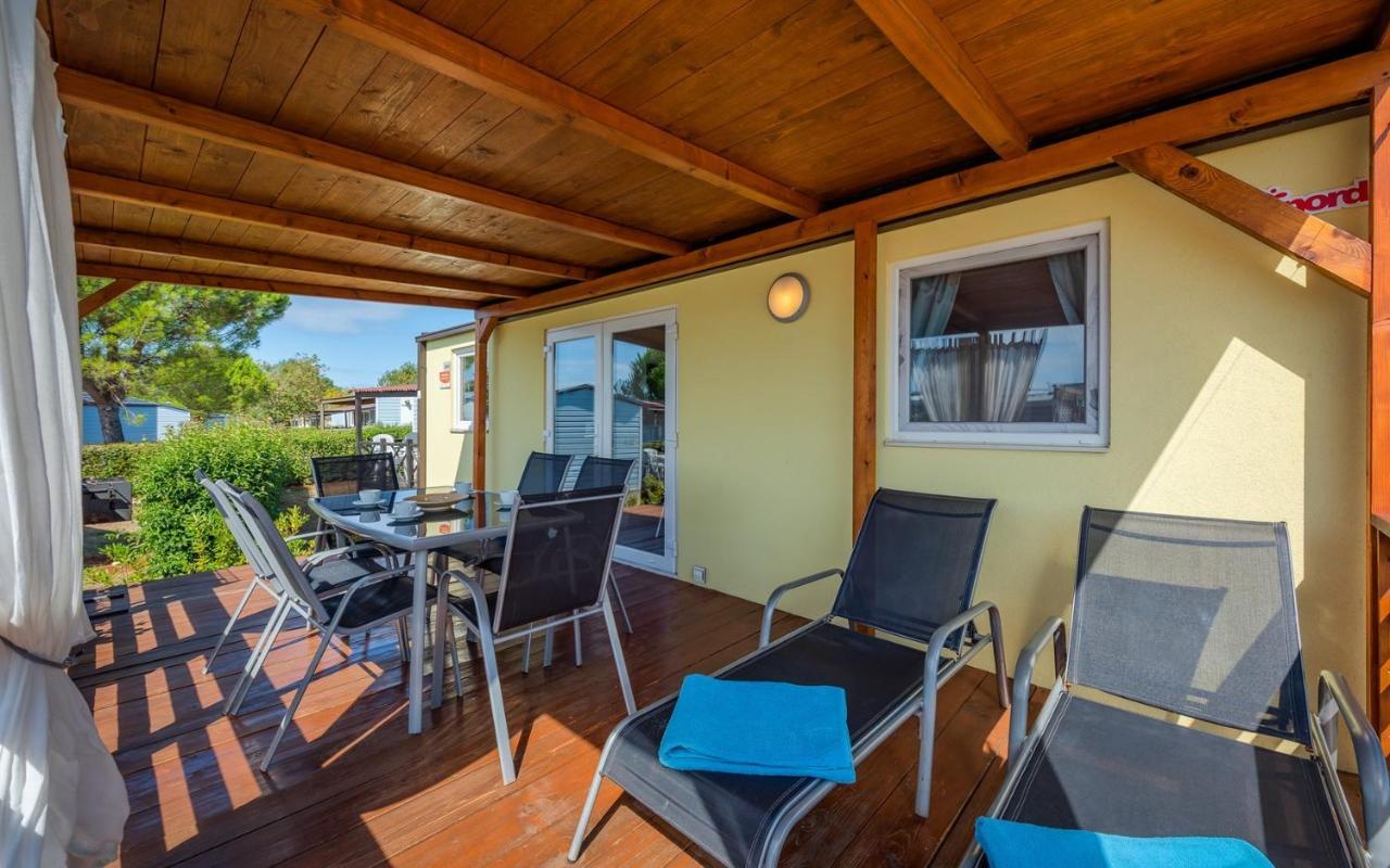 Panorama Mobile Homes In Camping Park Umag Rum bild